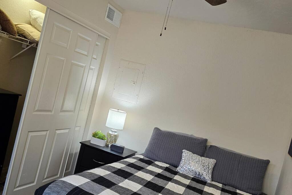 Cozy Updated Cove Of Heaven, 5Mins To Lake Hefner! Oklahoma City Exteriér fotografie